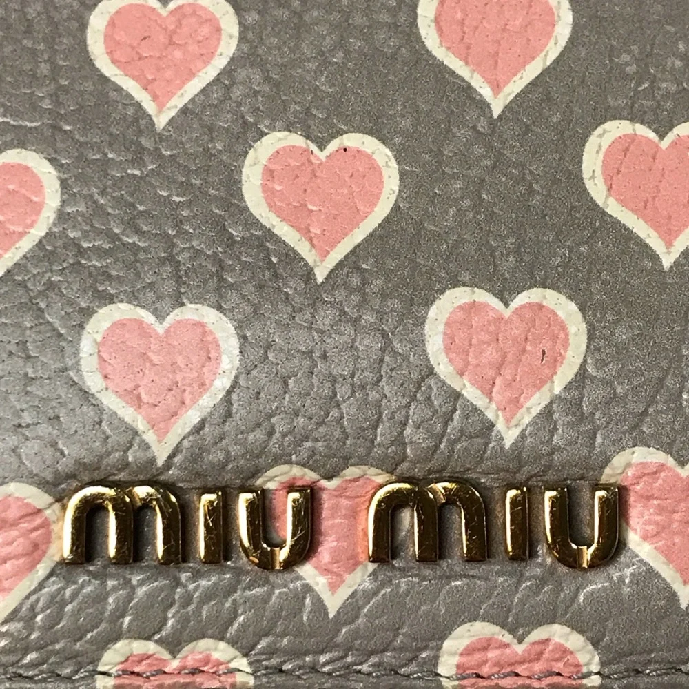 MIU MIU Heart Leather Bifold Compact Wallet 😍 - Picture 9 of 17